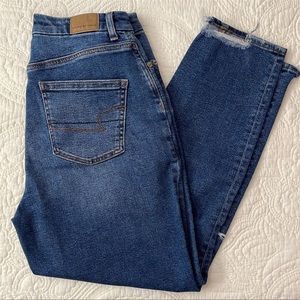 American Eagle Curvy Mom Jean